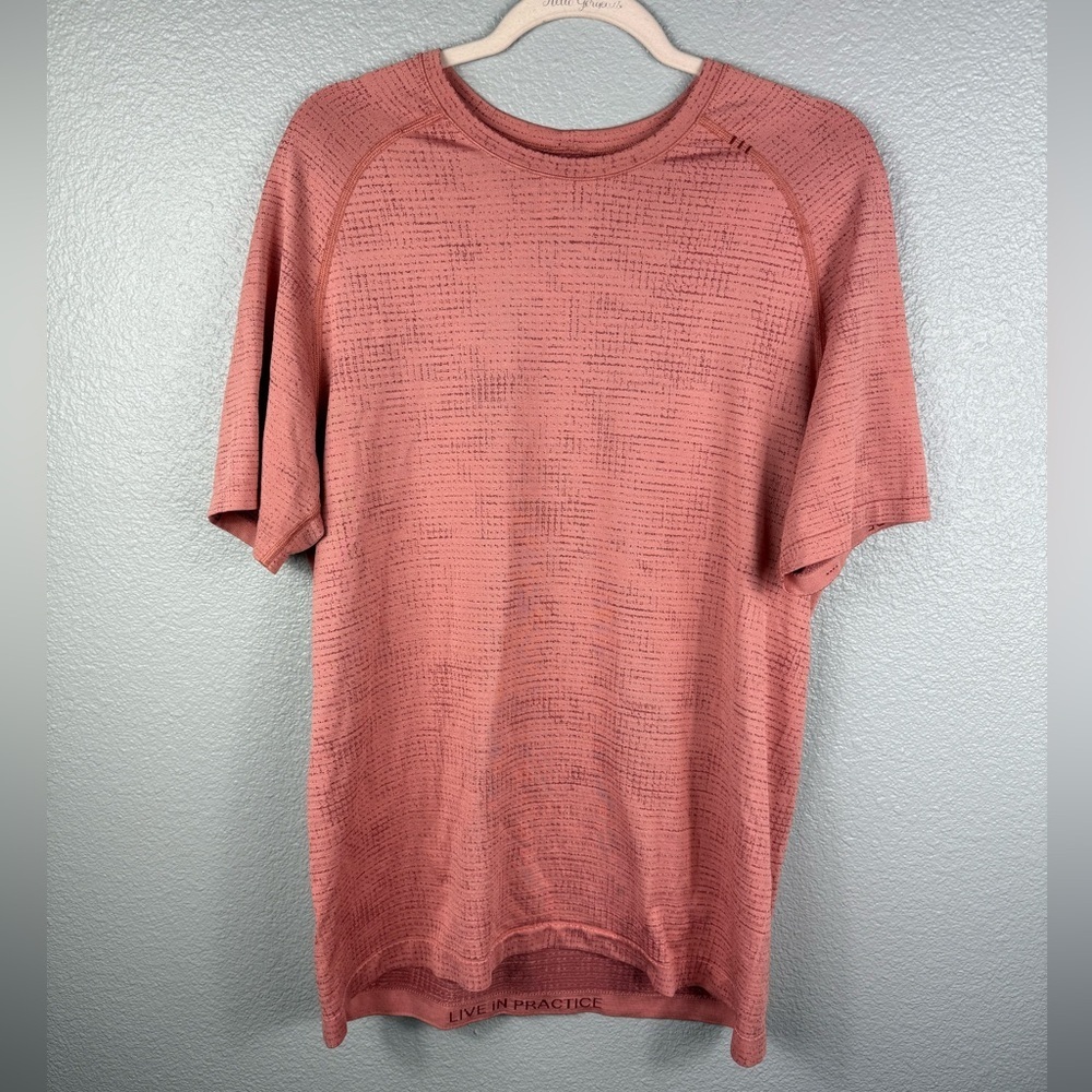 Lululemon Metal Vent Tech Short Sleeve 2.0 Men’s Grid Mulled Wine Activewear Top - Picture 2 of 8